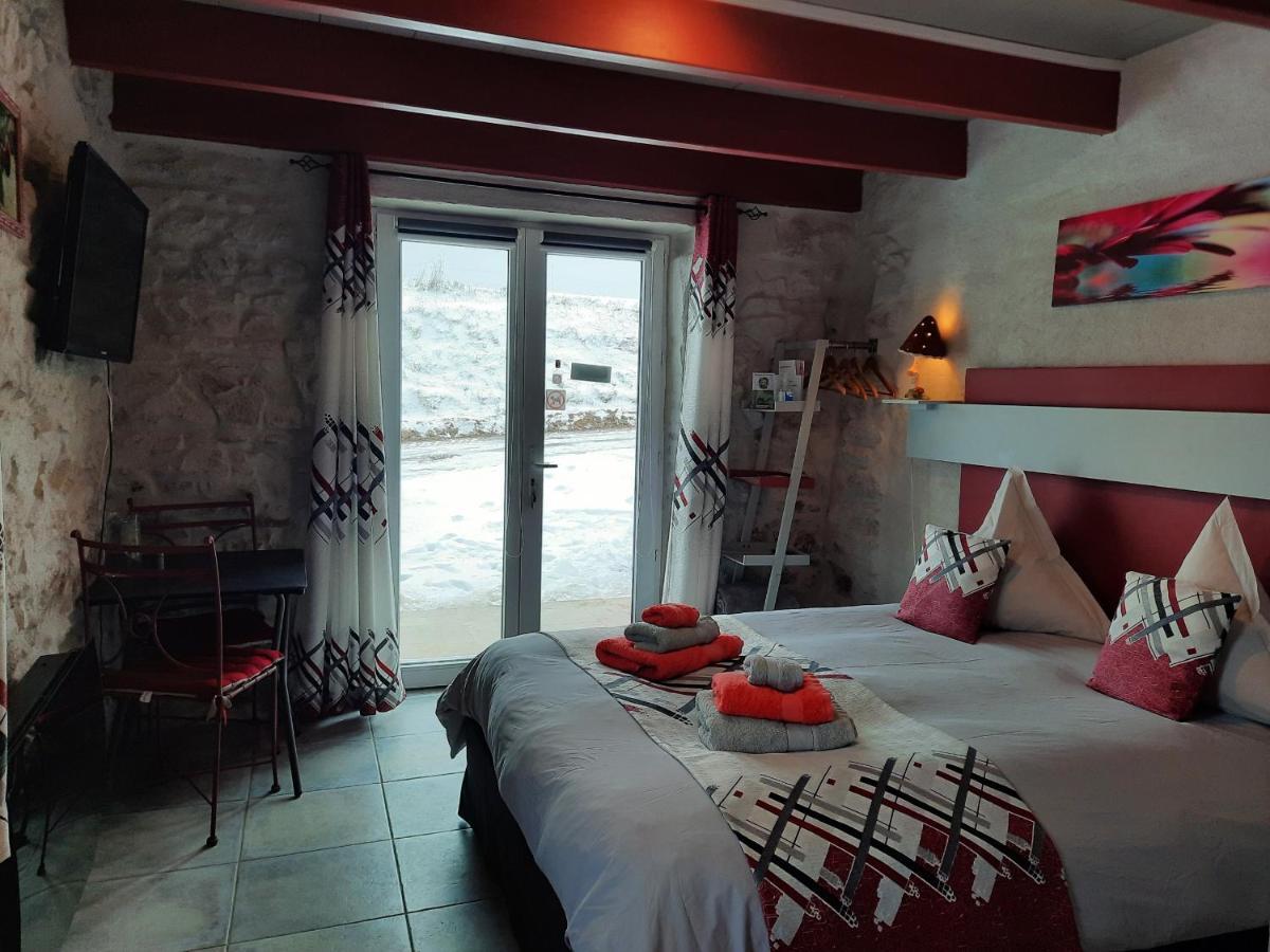 L'Echappee Tremoussante Bed and Breakfast Saint-Barthélemy-de-Vals Buitenkant foto